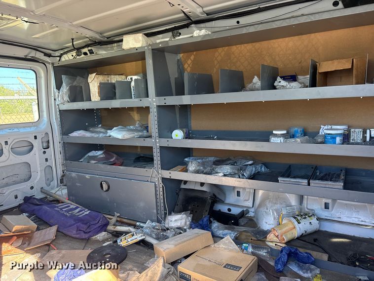 image for item ET7227 2014 Ford E150 van