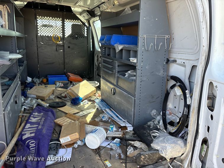 image for item ET7227 2014 Ford E150 van