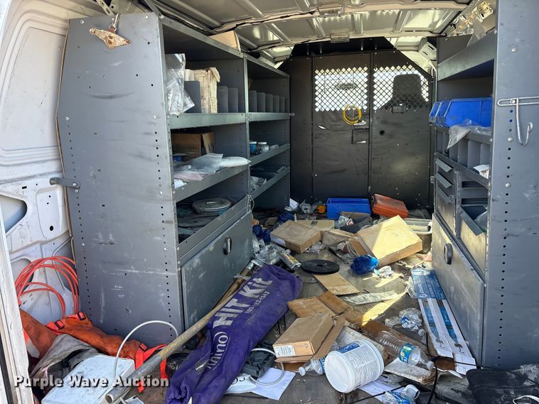 image for item ET7227 2014 Ford E150 van