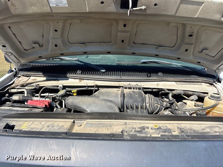 image for item ET7227 2014 Ford E150 van