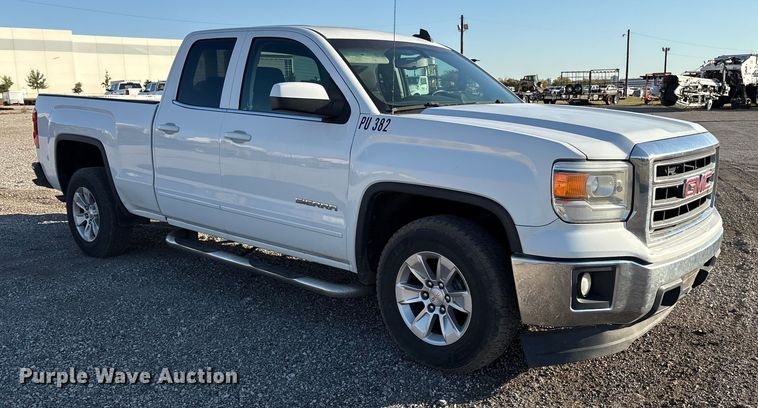 image for item ET7253 2015 GMC Sierra 1500 Double Cab pickup truck