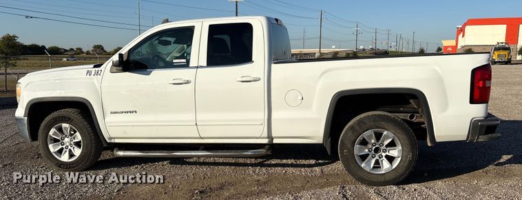 image for item ET7253 2015 GMC Sierra 1500 Double Cab pickup truck