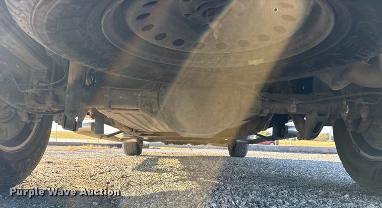 image for item ET7253 2015 GMC Sierra 1500 Double Cab pickup truck