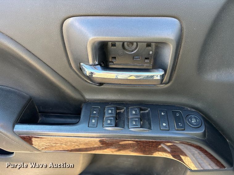 image for item ET7253 2015 GMC Sierra 1500 Double Cab pickup truck