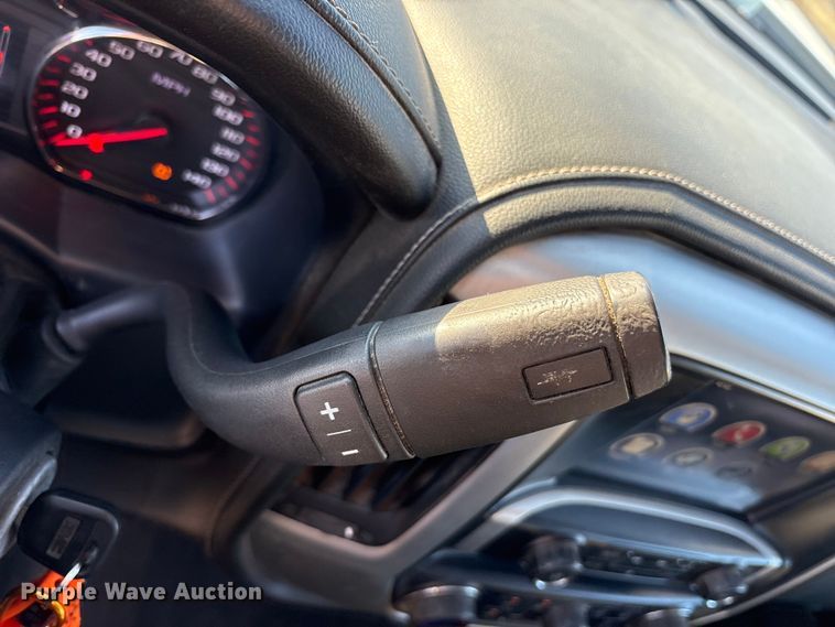 image for item ET7253 2015 GMC Sierra 1500 Double Cab pickup truck