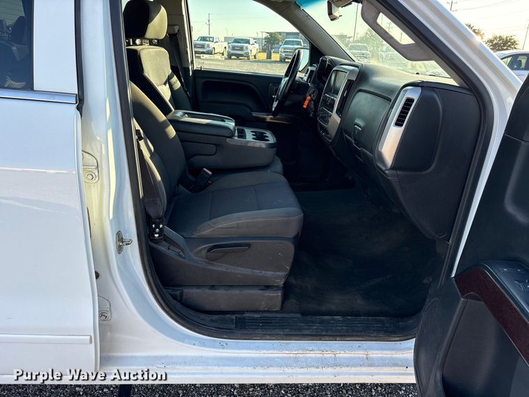 image for item ET7253 2015 GMC Sierra 1500 Double Cab pickup truck