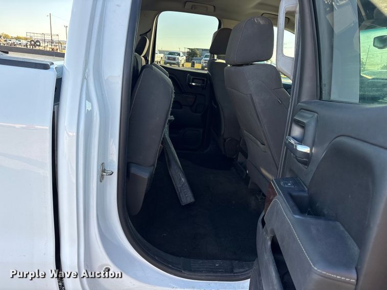 image for item ET7253 2015 GMC Sierra 1500 Double Cab pickup truck