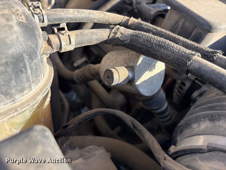 image for item ET7253 2015 GMC Sierra 1500 Double Cab pickup truck