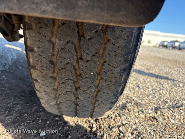 image for item ET7253 2015 GMC Sierra 1500 Double Cab pickup truck