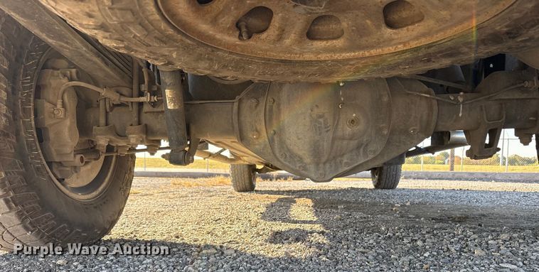 image for item ET7254 2015 Chevrolet Silverado 2500HD Crew Cab pickup truck