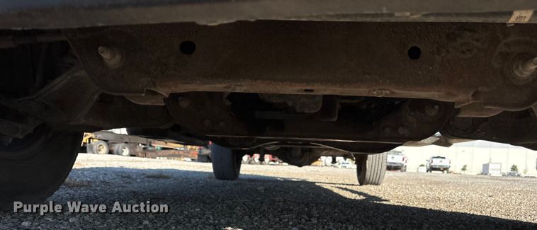 image for item ET7255 2015 Chevrolet Silverado 2500HD Crew Cab pickup truck