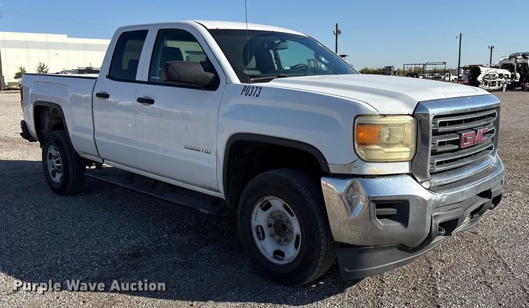 image for item ET7256 2015 GMC Sierra 2500HD Double Cab pickup truck