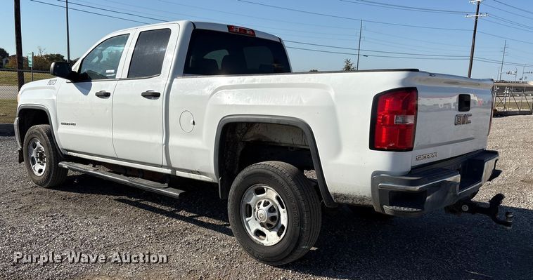 image for item ET7256 2015 GMC Sierra 2500HD Double Cab pickup truck