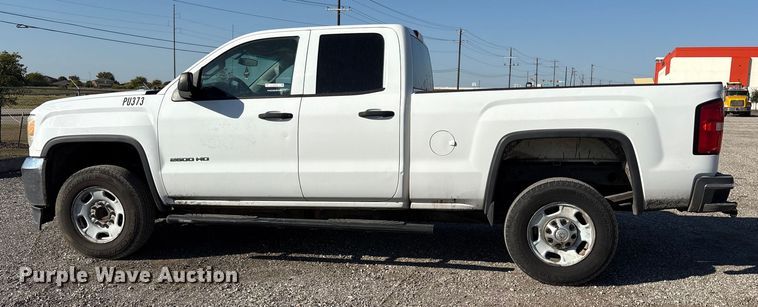 image for item ET7256 2015 GMC Sierra 2500HD Double Cab pickup truck