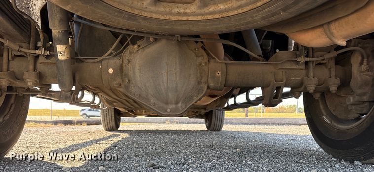 image for item ET7256 2015 GMC Sierra 2500HD Double Cab pickup truck