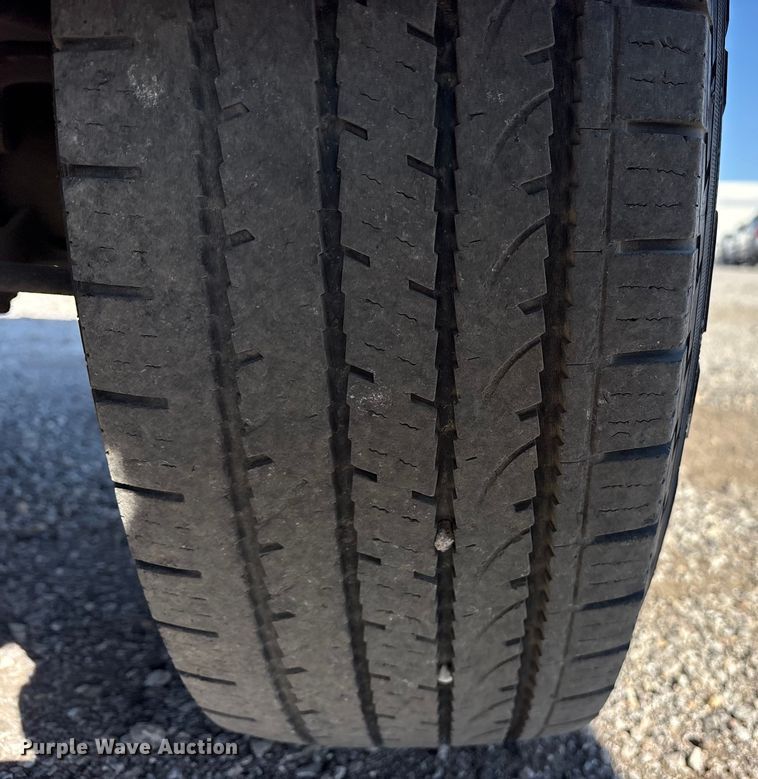 image for item ET7256 2015 GMC Sierra 2500HD Double Cab pickup truck