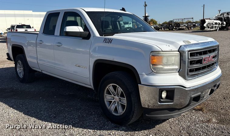image for item ET7257 2015 GMC Sierra 1500 Double Cab pickup truck
