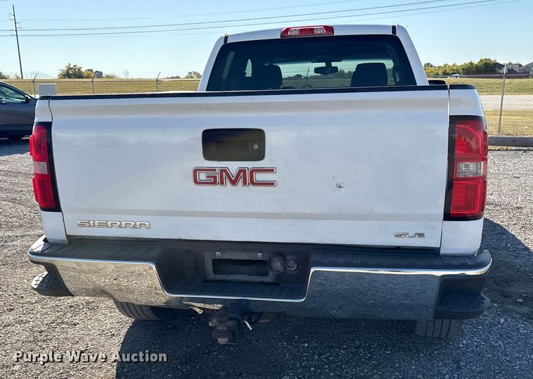 image for item ET7257 2015 GMC Sierra 1500 Double Cab pickup truck