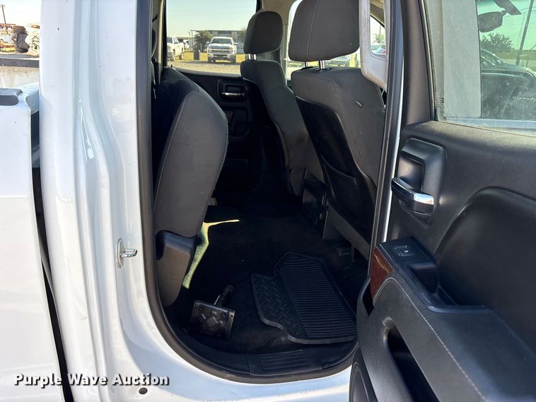 image for item ET7257 2015 GMC Sierra 1500 Double Cab pickup truck