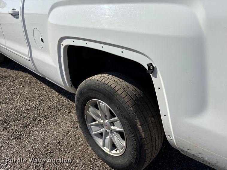image for item ET7258 2015 GMC Sierra 1500 Double Cab pickup truck