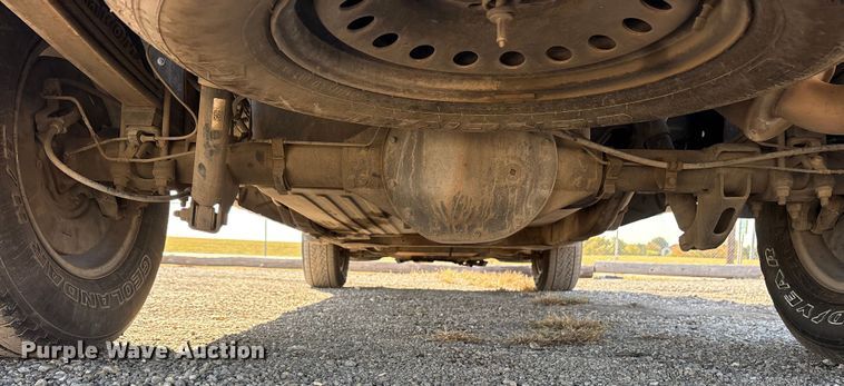 image for item ET7258 2015 GMC Sierra 1500 Double Cab pickup truck