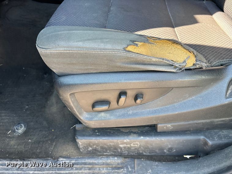 image for item ET7258 2015 GMC Sierra 1500 Double Cab pickup truck