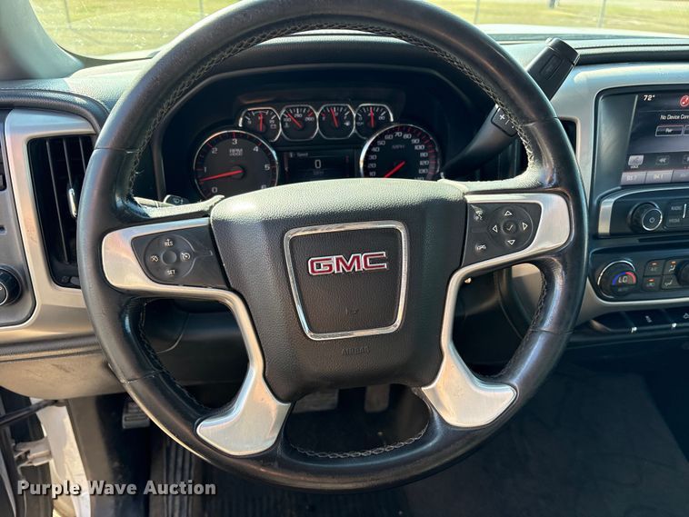 image for item ET7258 2015 GMC Sierra 1500 Double Cab pickup truck