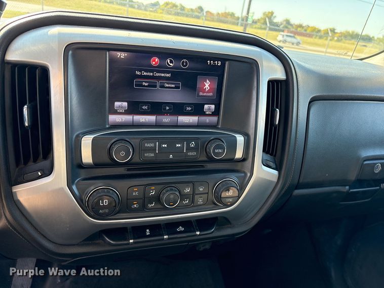 image for item ET7258 2015 GMC Sierra 1500 Double Cab pickup truck