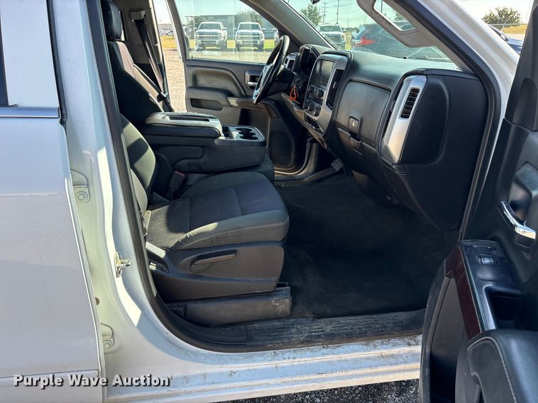 image for item ET7258 2015 GMC Sierra 1500 Double Cab pickup truck