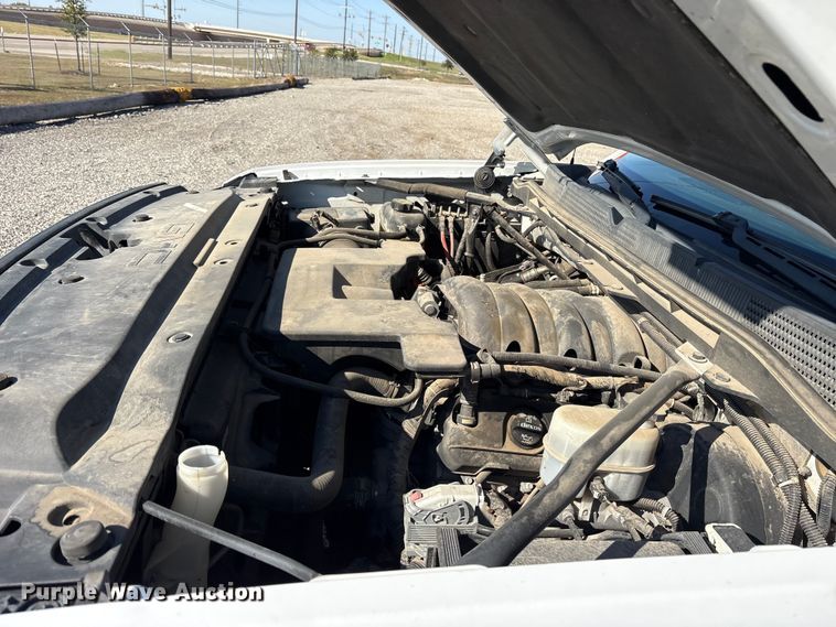 image for item ET7258 2015 GMC Sierra 1500 Double Cab pickup truck