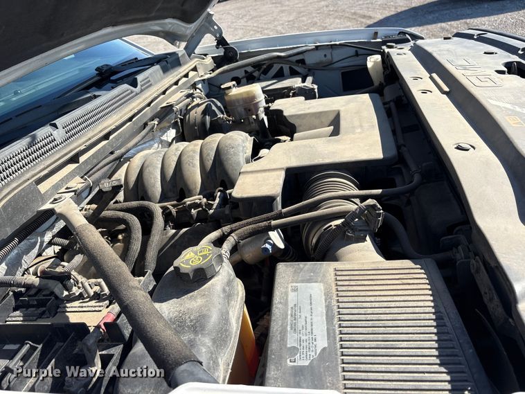 image for item ET7258 2015 GMC Sierra 1500 Double Cab pickup truck