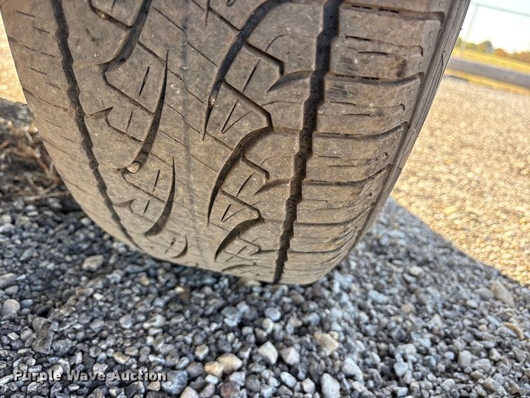 image for item ET7258 2015 GMC Sierra 1500 Double Cab pickup truck