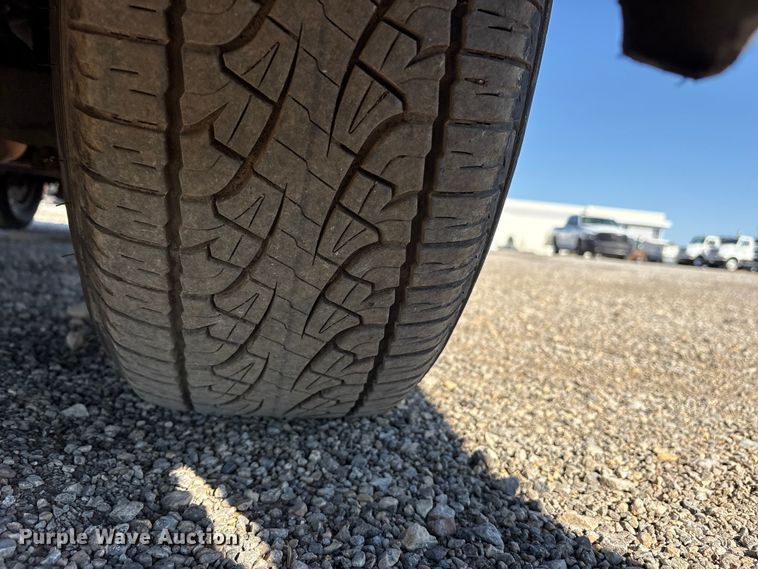 image for item ET7258 2015 GMC Sierra 1500 Double Cab pickup truck