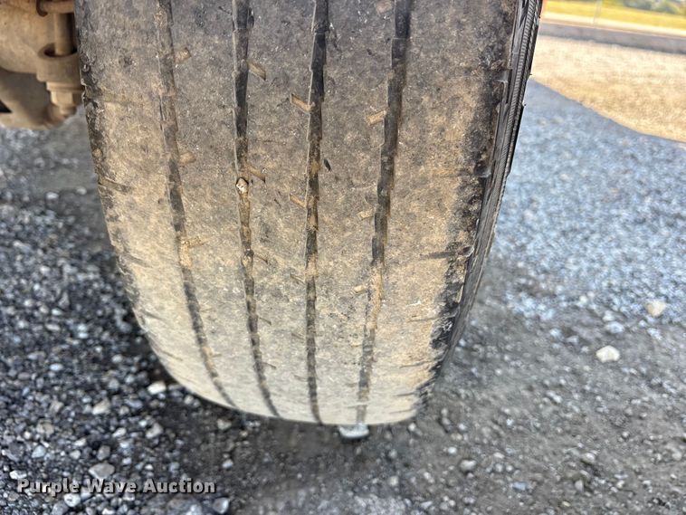 image for item ET7259 2015 Chevrolet Silverado 2500HD Crew Cab pickup truck