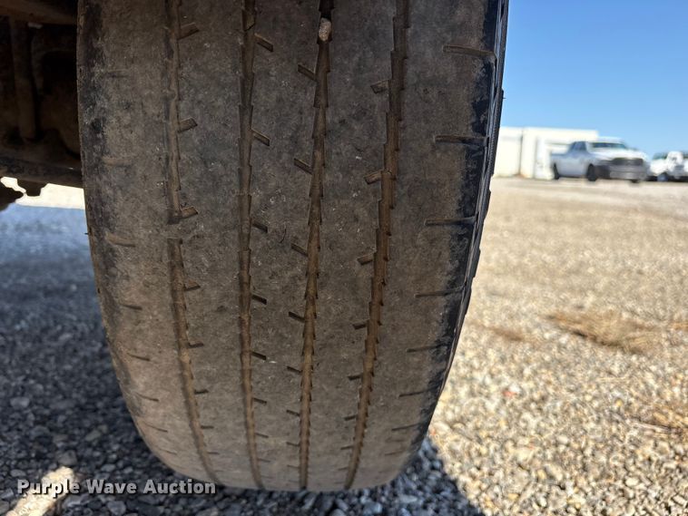 image for item ET7259 2015 Chevrolet Silverado 2500HD Crew Cab pickup truck