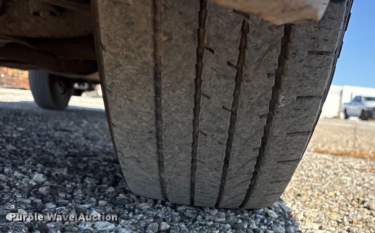 image for item ET7259 2015 Chevrolet Silverado 2500HD Crew Cab pickup truck