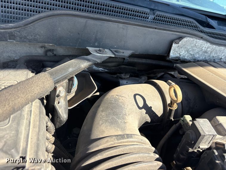 image for item ET7260 2015 Chevrolet Silverado 2500HD Crew Cab pickup truck