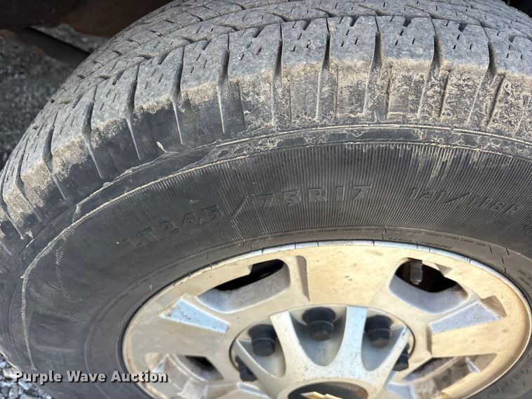 image for item ET7260 2015 Chevrolet Silverado 2500HD Crew Cab pickup truck