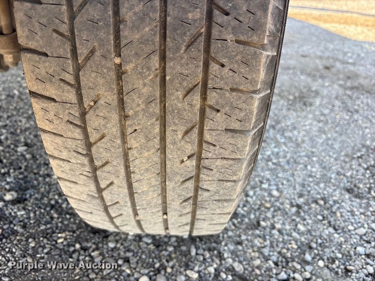 image for item ET7260 2015 Chevrolet Silverado 2500HD Crew Cab pickup truck