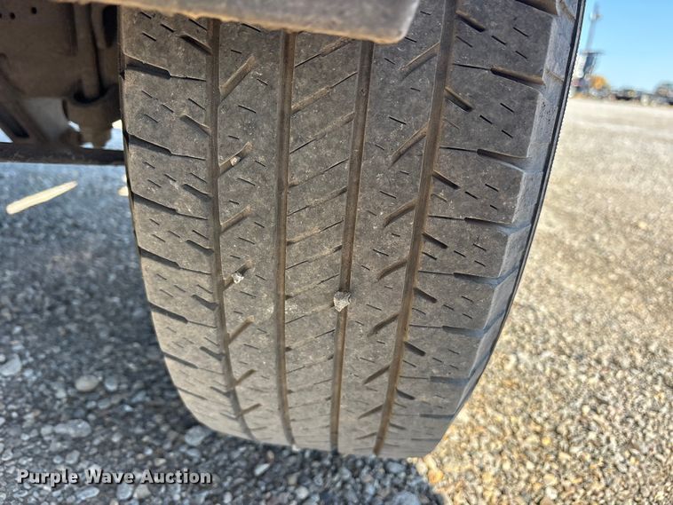 image for item ET7260 2015 Chevrolet Silverado 2500HD Crew Cab pickup truck