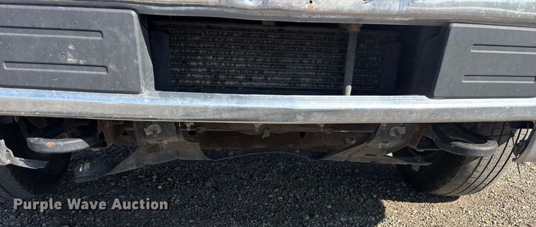 image for item ET7261 2015 Chevrolet Silverado 2500HD Crew Cab pickup truck