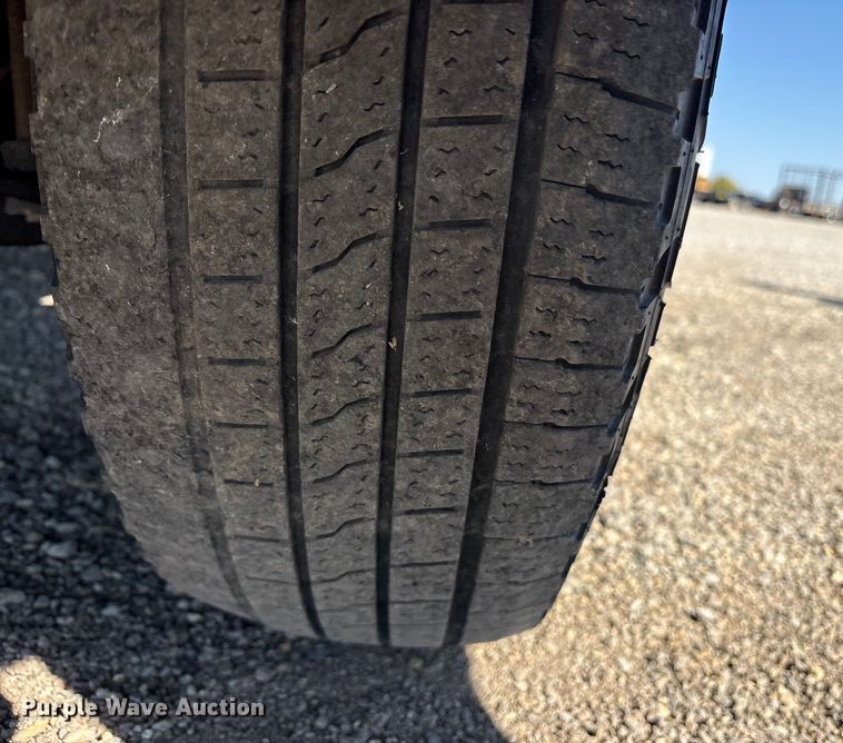 image for item ET7261 2015 Chevrolet Silverado 2500HD Crew Cab pickup truck