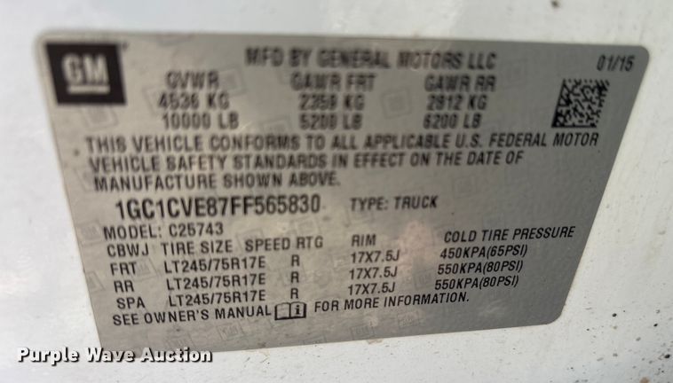 image for item ET7261 2015 Chevrolet Silverado 2500HD Crew Cab pickup truck