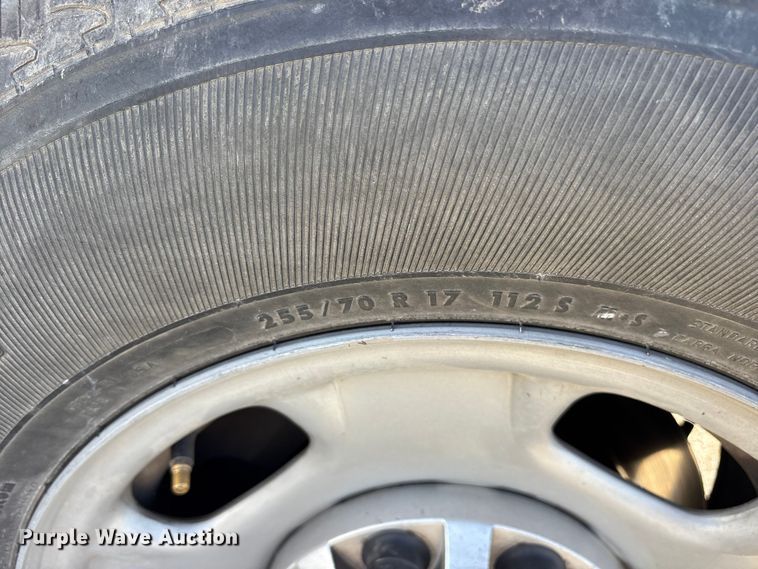 image for item ET7263 2016 GMC Sierra 2500HD Crew Cab pickup truck