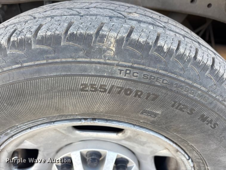 image for item ET7263 2016 GMC Sierra 2500HD Crew Cab pickup truck