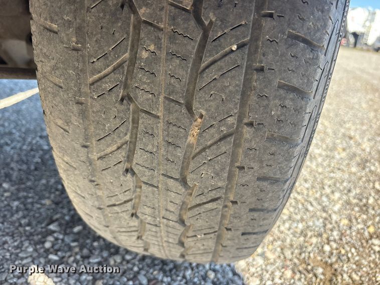 image for item ET7263 2016 GMC Sierra 2500HD Crew Cab pickup truck