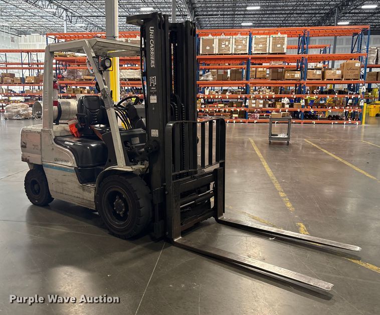 image for item ET8566 2016 UniCarriers PF70 forklift