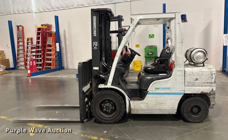 image for item ET8566 2016 UniCarriers PF70 forklift