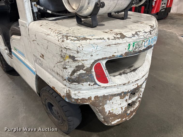 image for item ET8566 2016 UniCarriers PF70 forklift