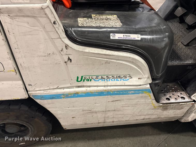 image for item ET8566 2016 UniCarriers PF70 forklift